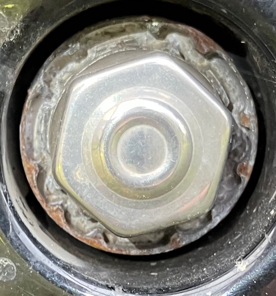 Jaguar I-Pace wheel locking nut key replacement