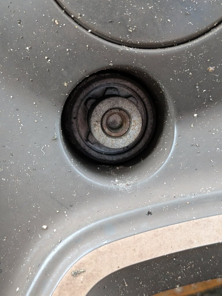 Jeep Avenger wheel locking nut key replacement
