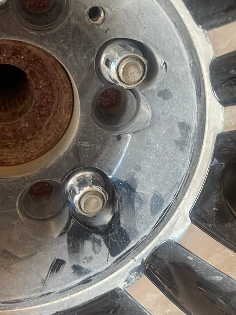 Jeep Grand Cherokee wheel locking nut key replacement