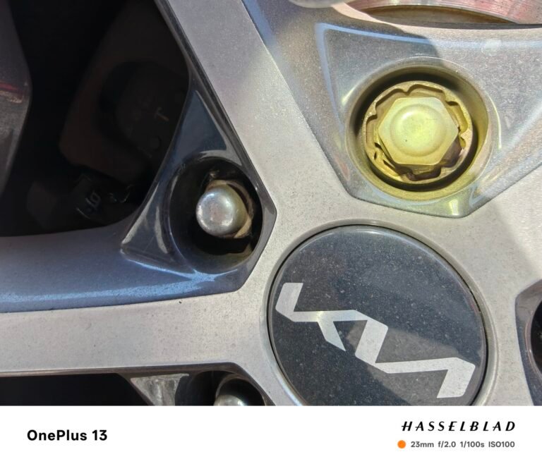 KIA Sportage wheel locking nut key replacement