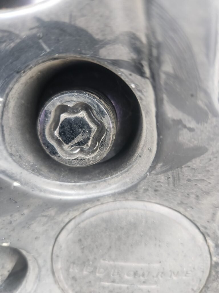 Land Rover Range Rover Sport wheel locking nut key replacement