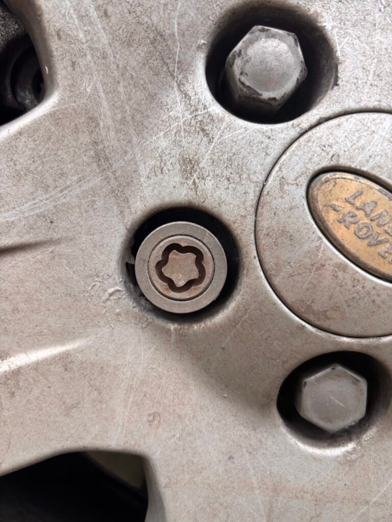Land Rover Freelander wheel lock key code
