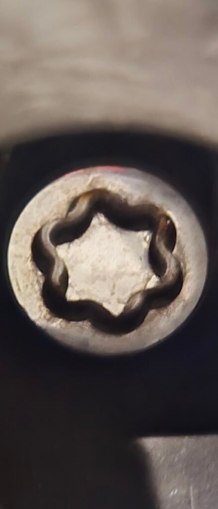 Lexus IS350 wheel locking nut key replacement