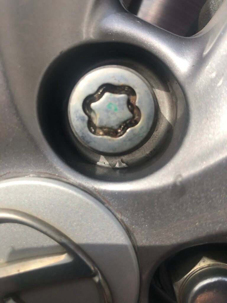 Lexus CT200H TAKUMI CVT wheel locking nut