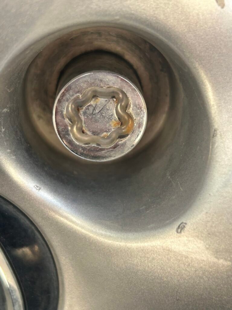 Mazda 6 Grand touring wheel locking nut key replacement