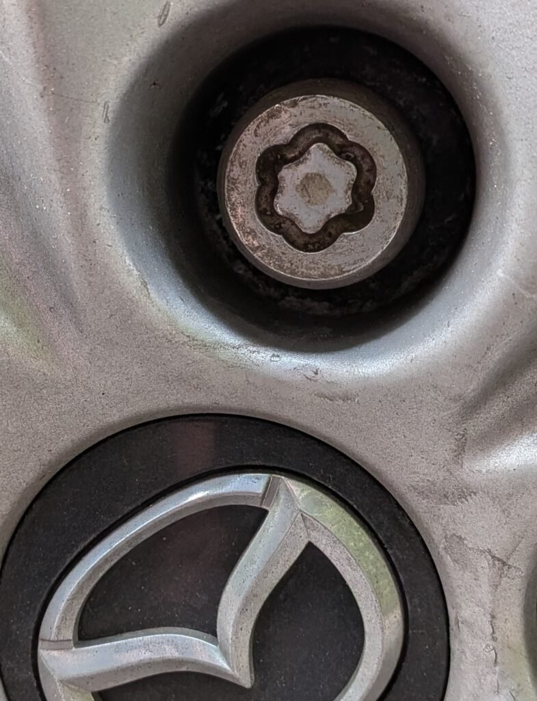 Mazda 3 wheel locking nut key replacement