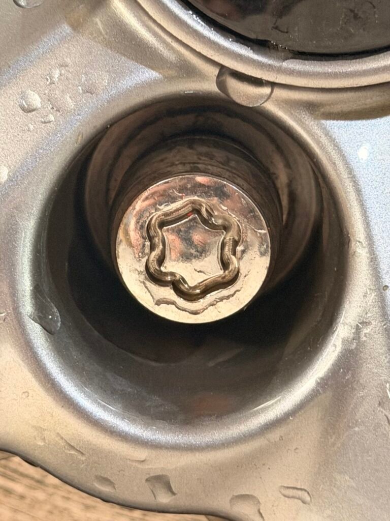 Mazda CX 30 wheel locking nut key replacement