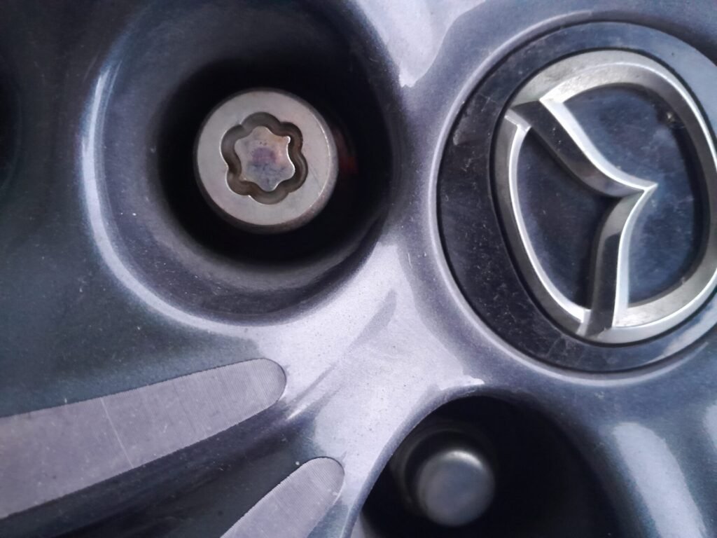 Mazda CX-5 wheel locking nut key replacement