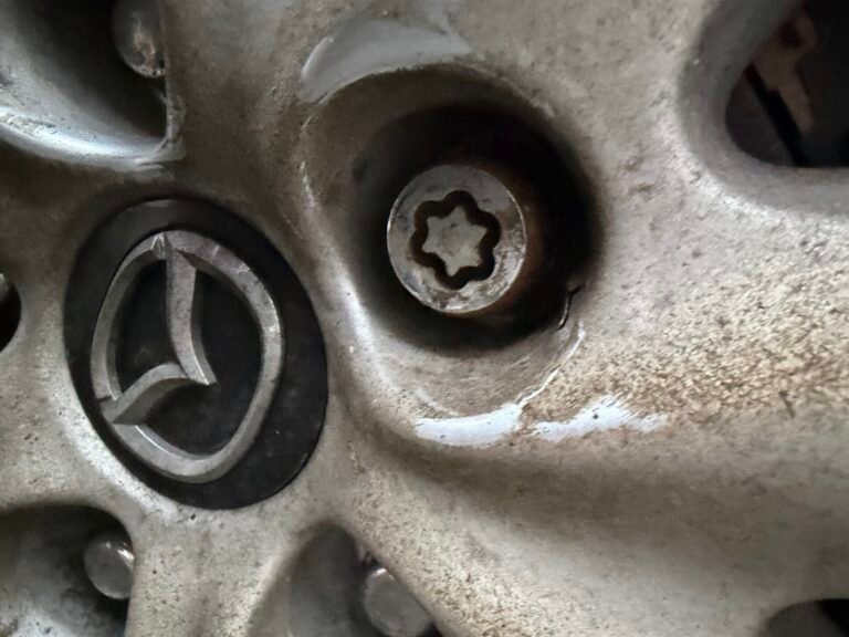 Mazda Cx-5 wheel locking nut key replacement