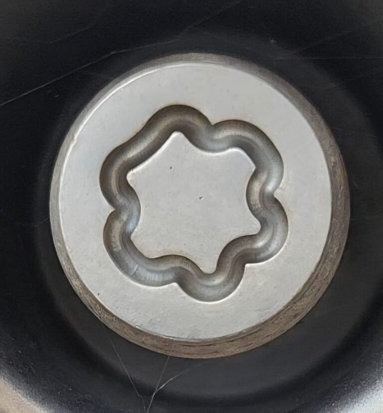 Mazda CX30 wheel locking nut key replacement