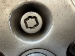 Mazda Mazda 5 wheel locking nut key replacement