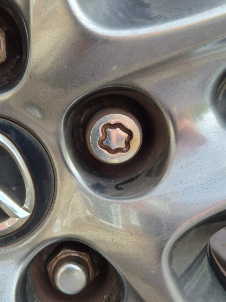 Mazda Mazda 6 Diesel Estate (2017) wheel locking nut key replacement
