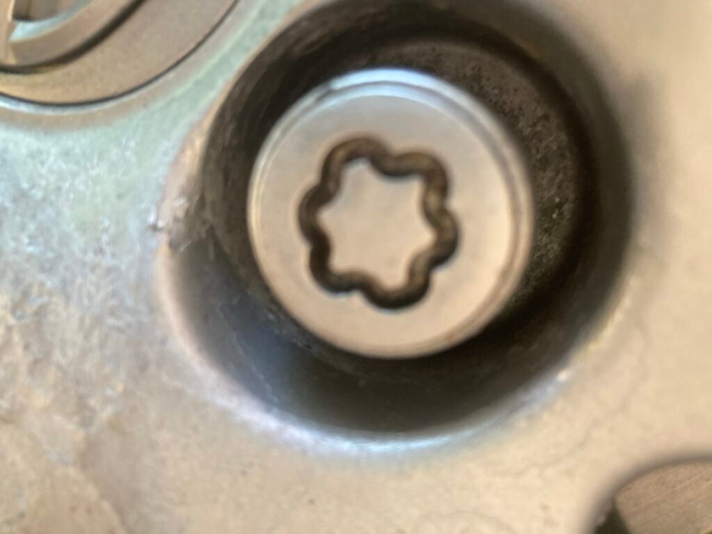 Mazda Mazda2 wheel locking nut key replacement
