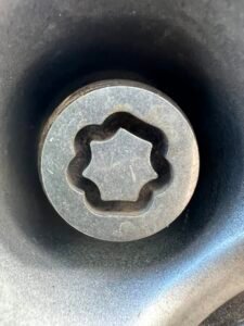 Mazda Mazda3 wheel locking nut key replacement