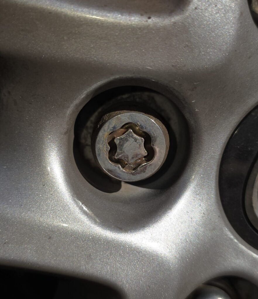 Mazda Mazda3 wheel locking nut key replacement