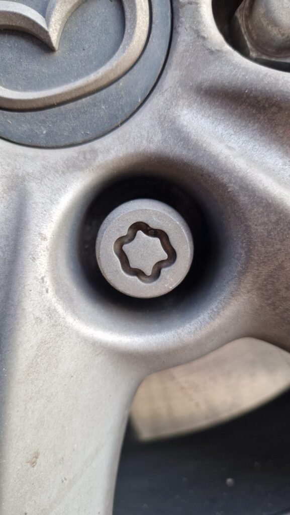 Mazda CX-3 wheel locking nut