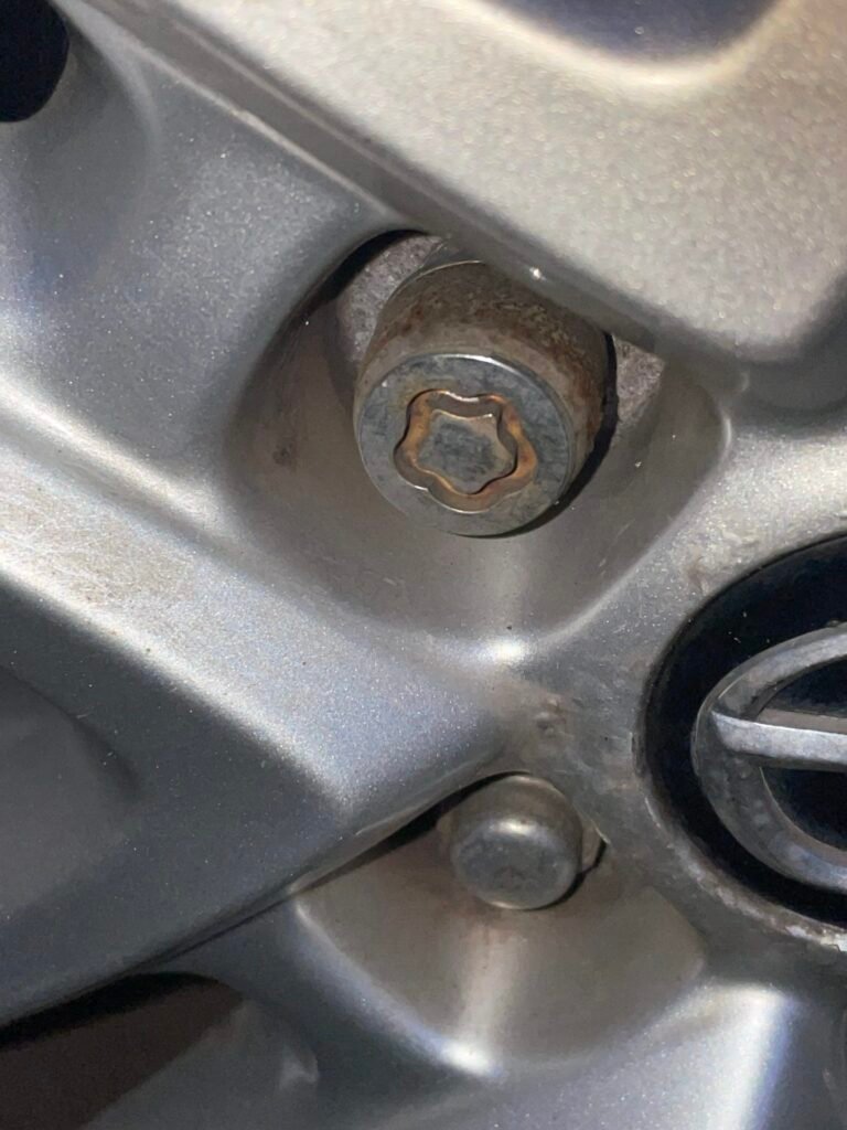 Mazda CX5 locking wheel nut key