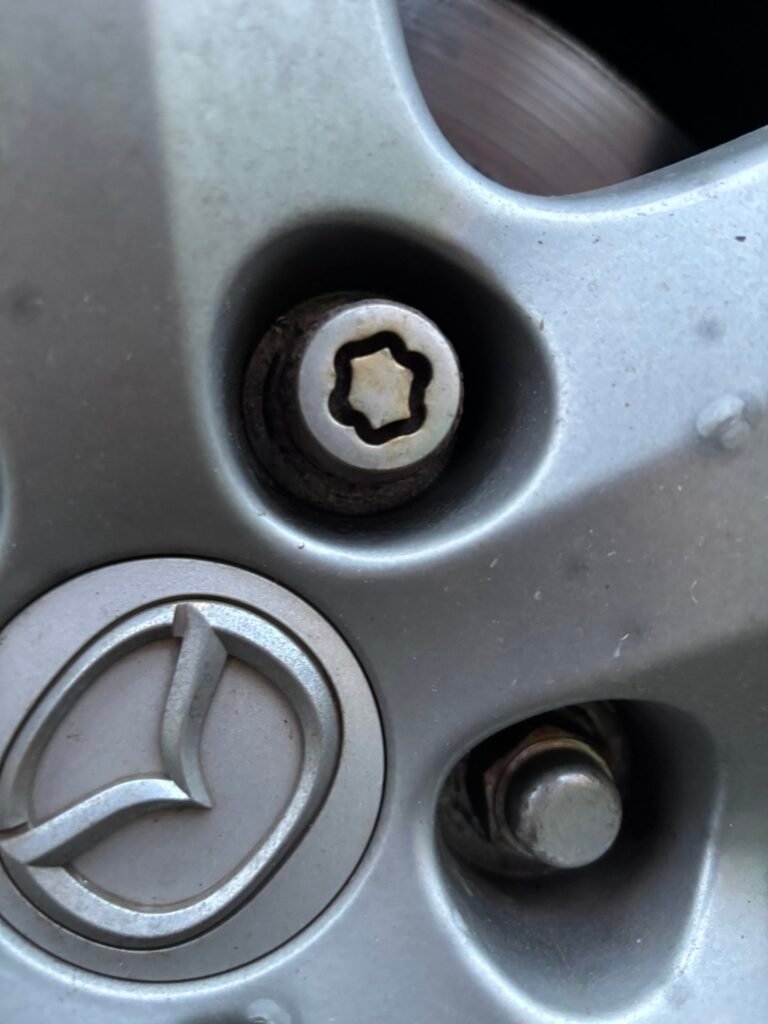 Mazda Cx7 wheel nut key replacement