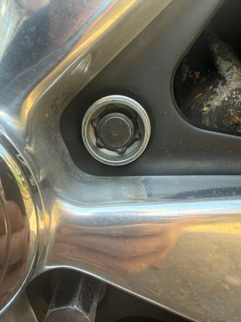 Mcgard Unsure wheel locking nut key replacement