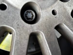 Mercedes A class wheel locking nut key replacement