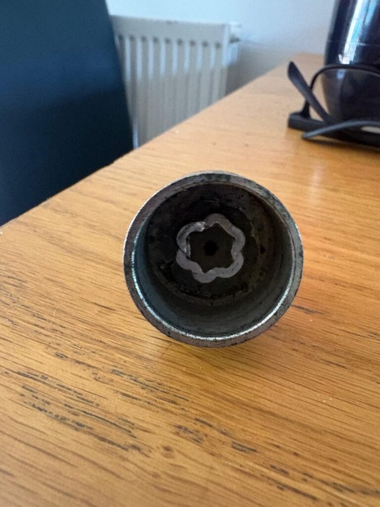 Mini Clubman 63 plate Clubman wheel locking nut key replacement