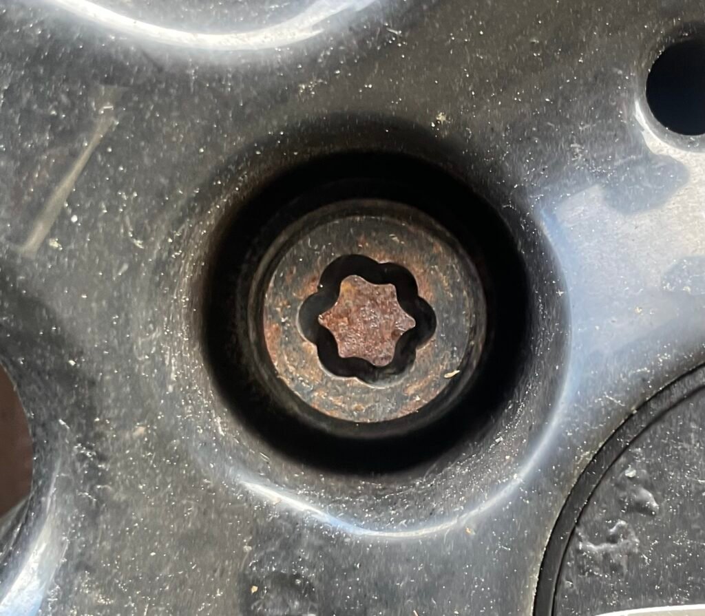 Mini JCW R58 wheel locking nut key replacement