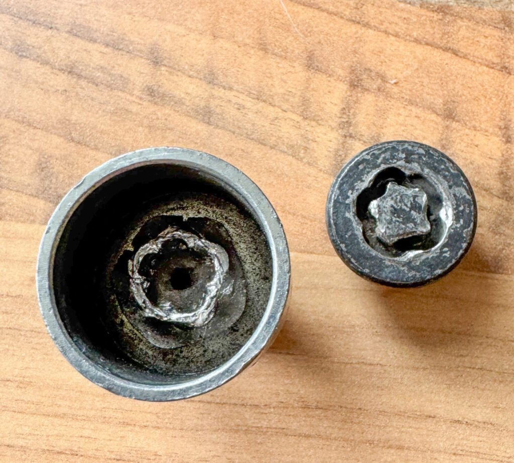 Mini 2016 Clubman Cooper Diesel wheel locking nut key replacement