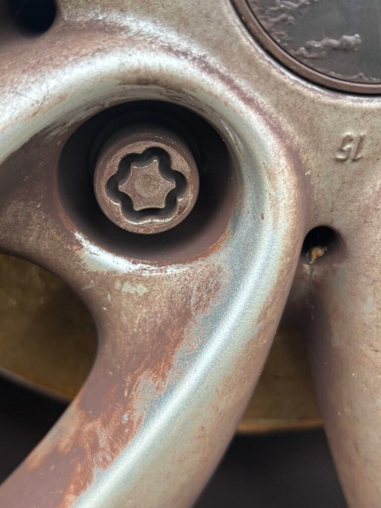 Mini Countryman all 4 wheel locking nut key replacement