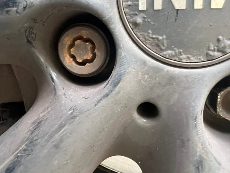 Mini One convertible wheel locking nut key replacement