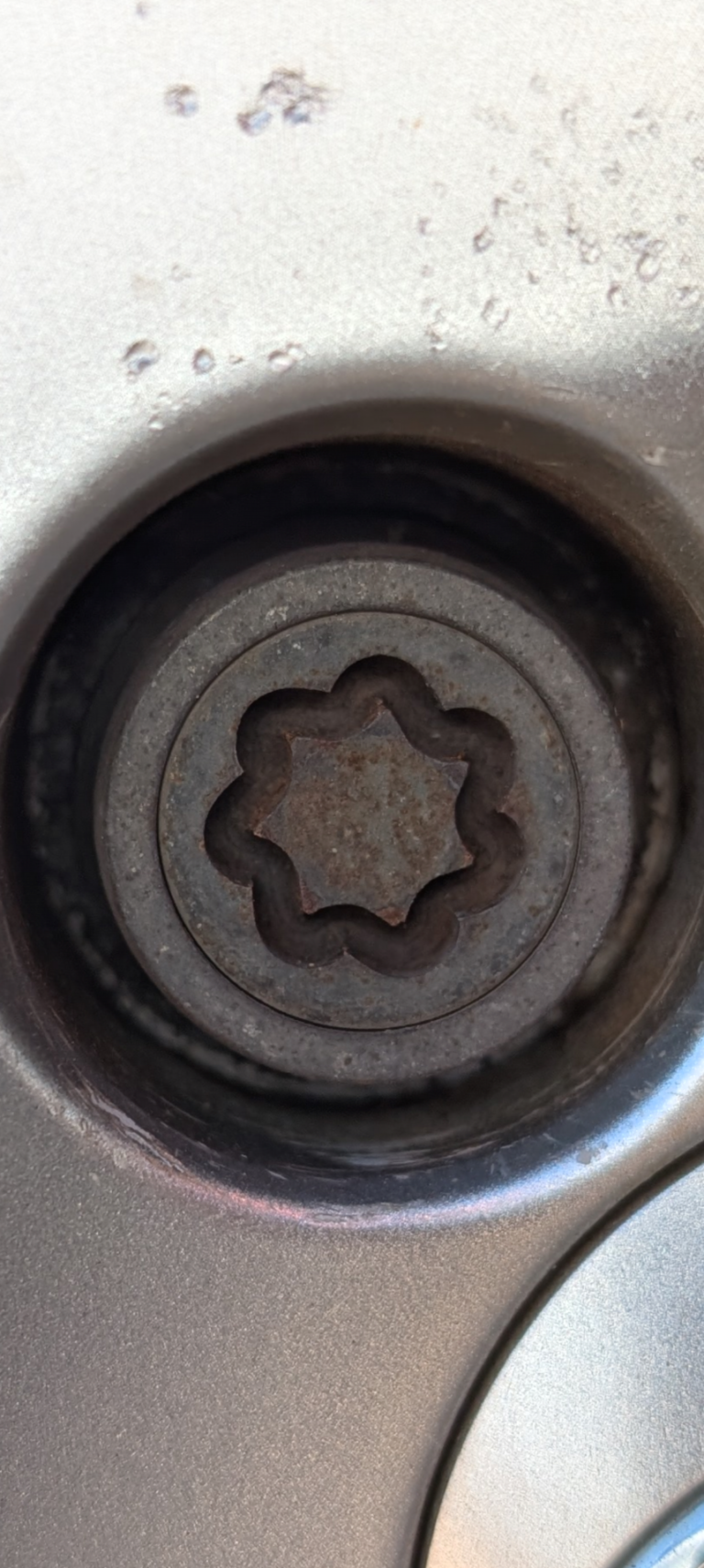 Mitchell Toyota aygo wheel locking nut key replacement