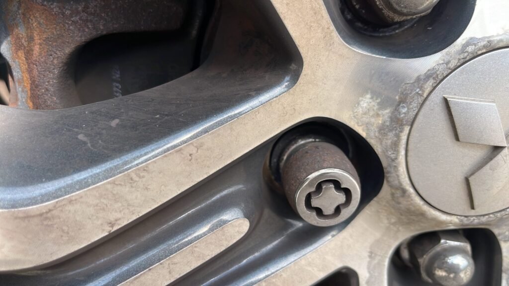Mitsubishi ASX wheel locking nut key replacement