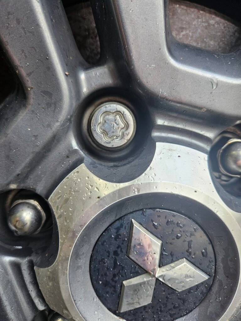 Mitsubishi L200 barbarian wheel locking nut key replacement