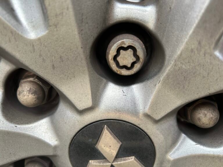 mitsubishi L200 wheel locking nut key replacement