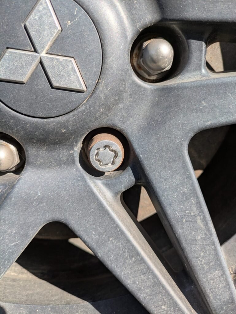 Mitsubishi L200 wheel locking nut key replacement
