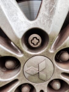 Mitsubishi ASX locking wheel nut