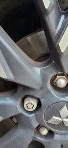 Mitsubishi Outlander wheel locking nut