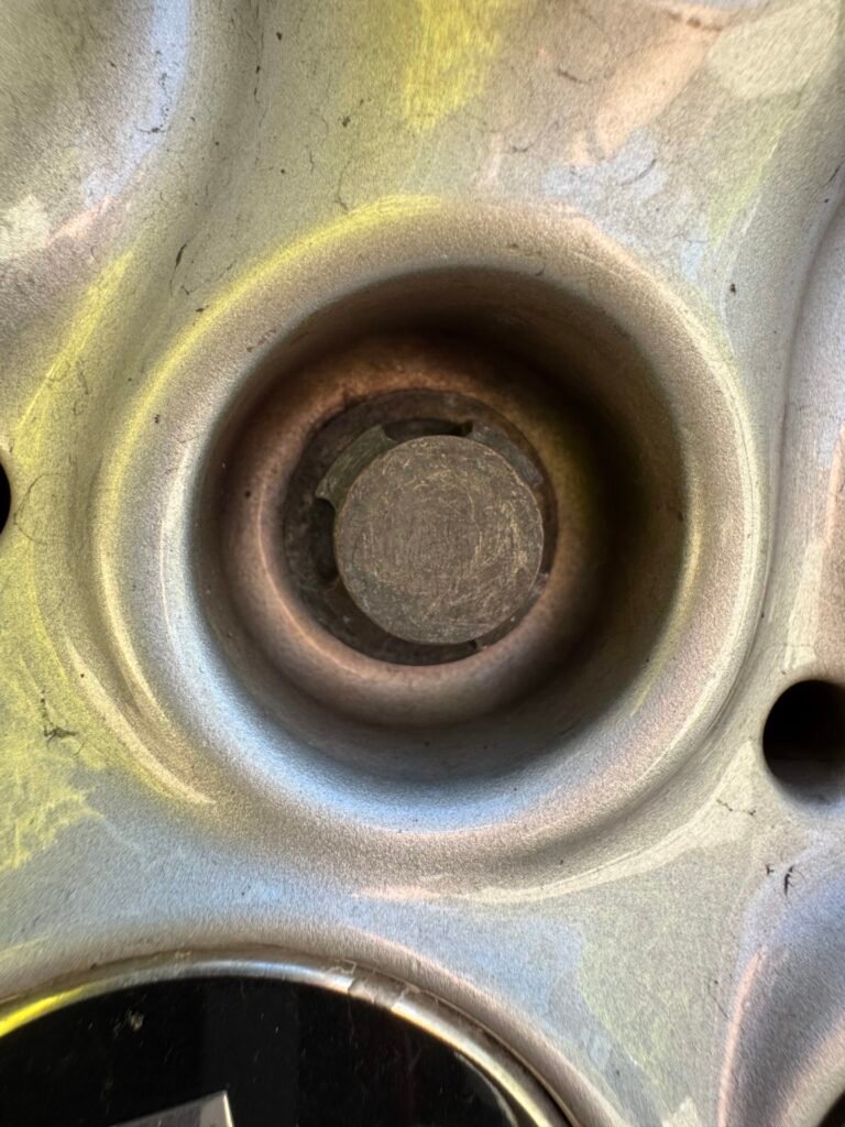 Na Na wheel locking nut key replacement