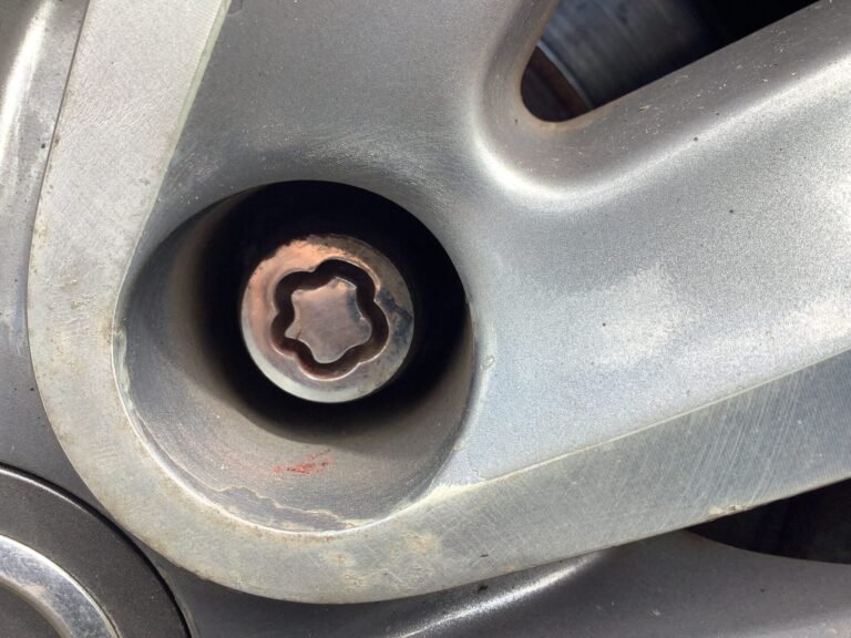 Nissan 2013 Qashqai wheel locking nut key replacement