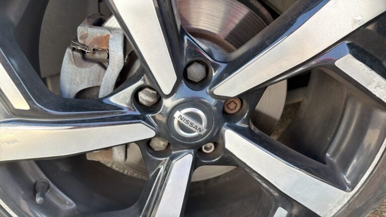 Nissan Qashqai Tekna 2018 wheel locking nut key replacement