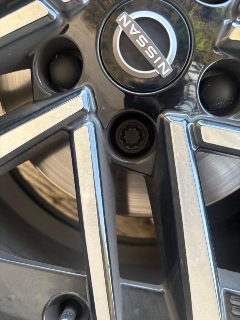 Nissan Juke wheel locking nut key replacement