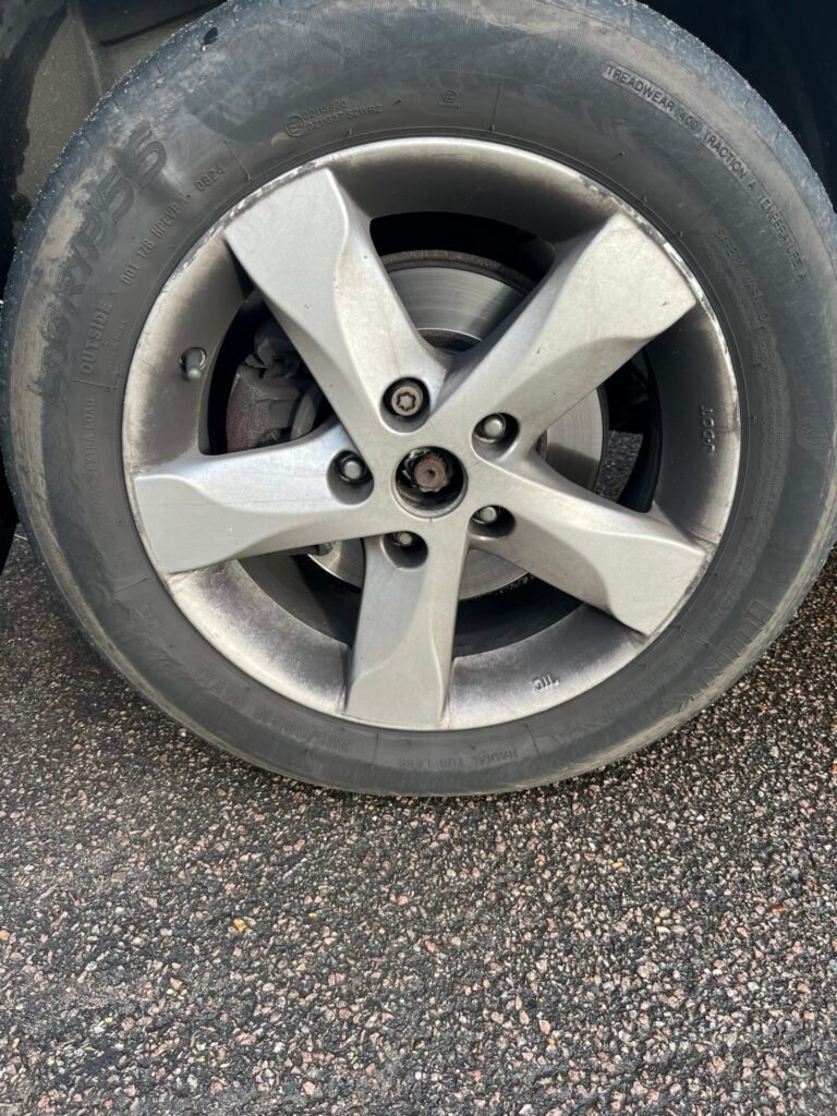 Nissan Juke wheel locking nut key replacement