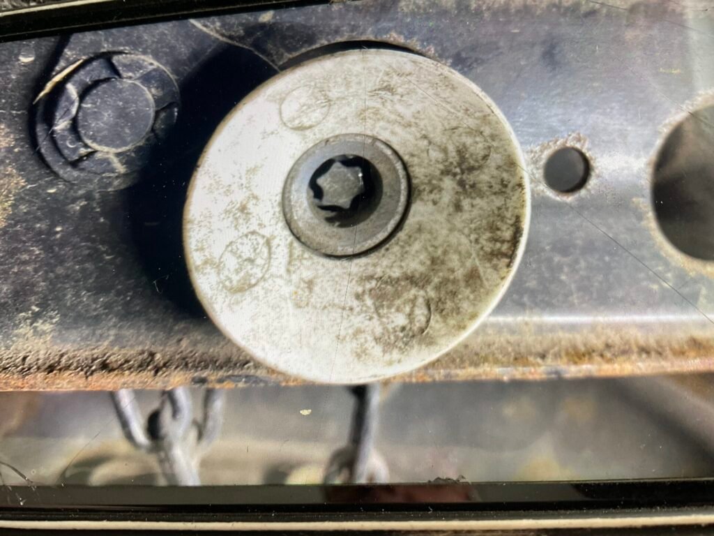 NISSAN NAVARA wheel locking nut key replacement