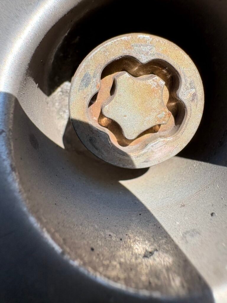 Nissan Note 2010 wheel locking nut key replacement