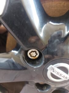 Nissan Note wheel locking nut key replacement
