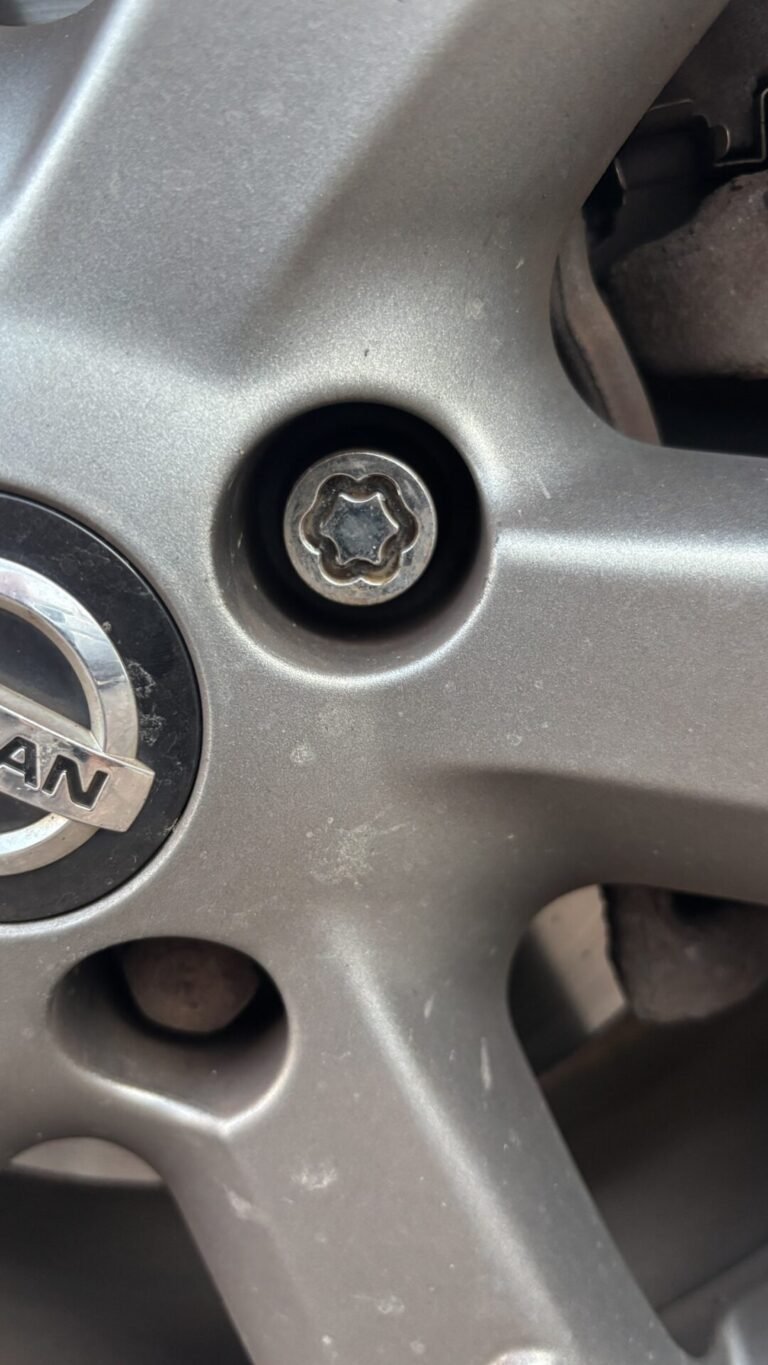 Nissan Note wheel locking nut key replacement