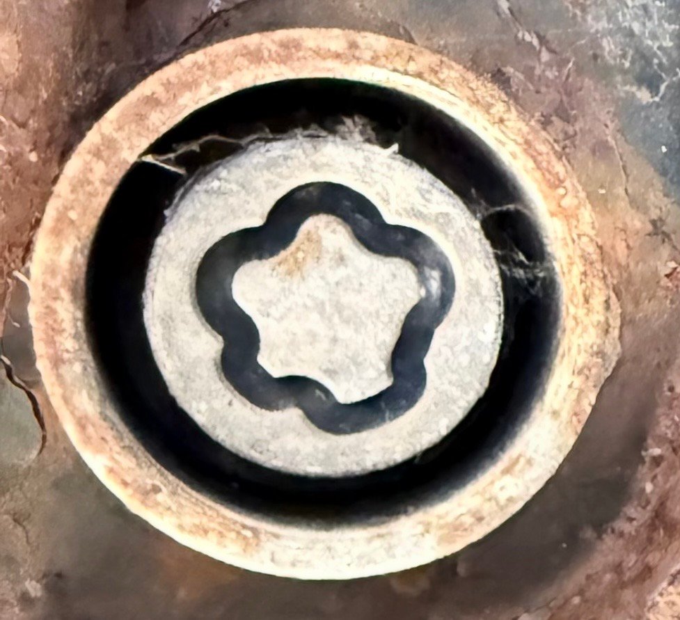 Nissan Nv300 van wheel locking nut key replacement