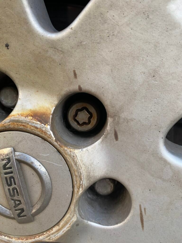 Nissan Pathfinder wheel locking nut key replacement
