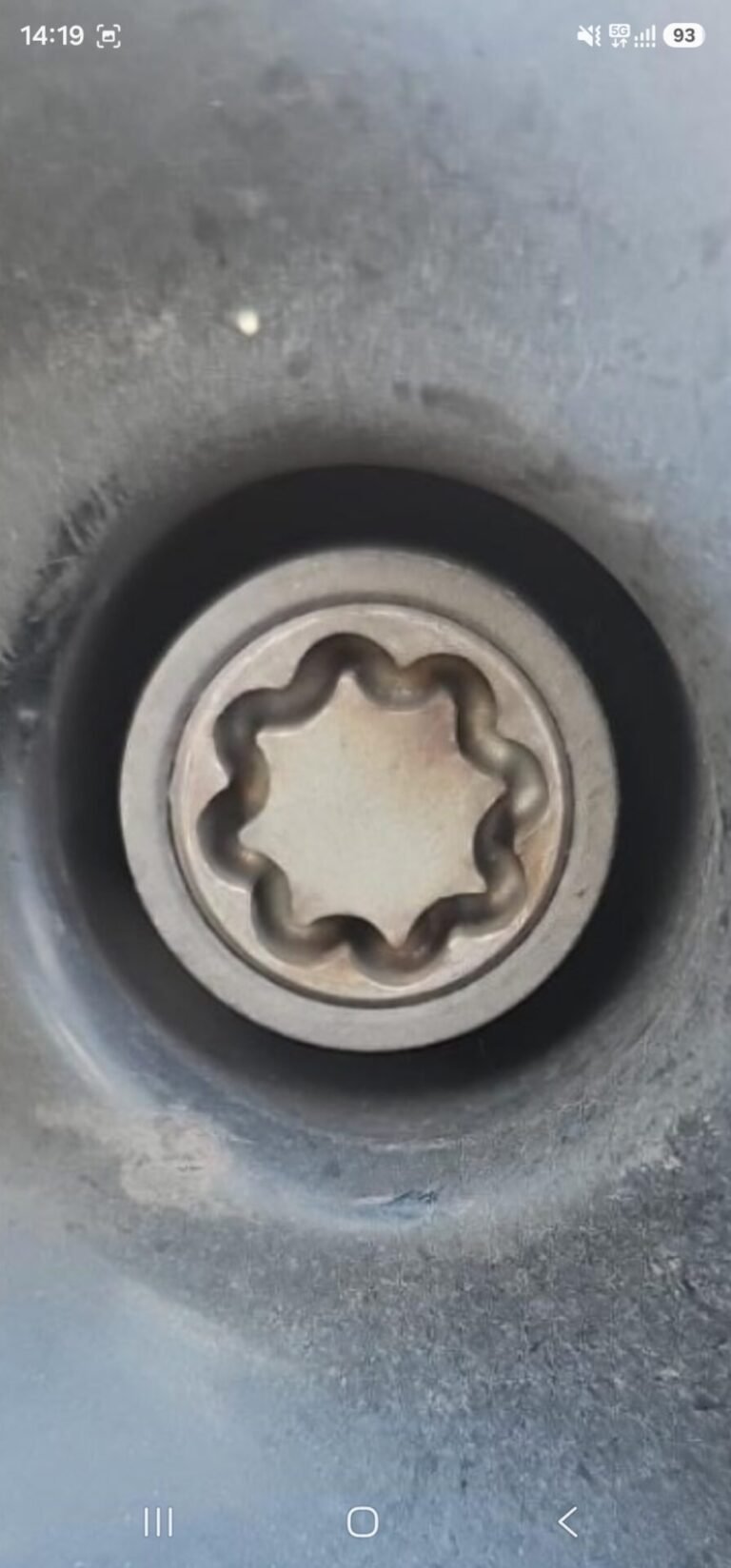Nissan Pulsar wheel locking nut key replacement