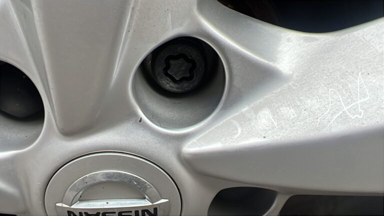 Nissan Qashqai wheel locking nut key replacement