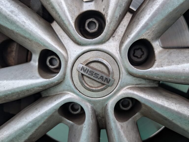 Nissan Qashqai wheel locking nut key replacement